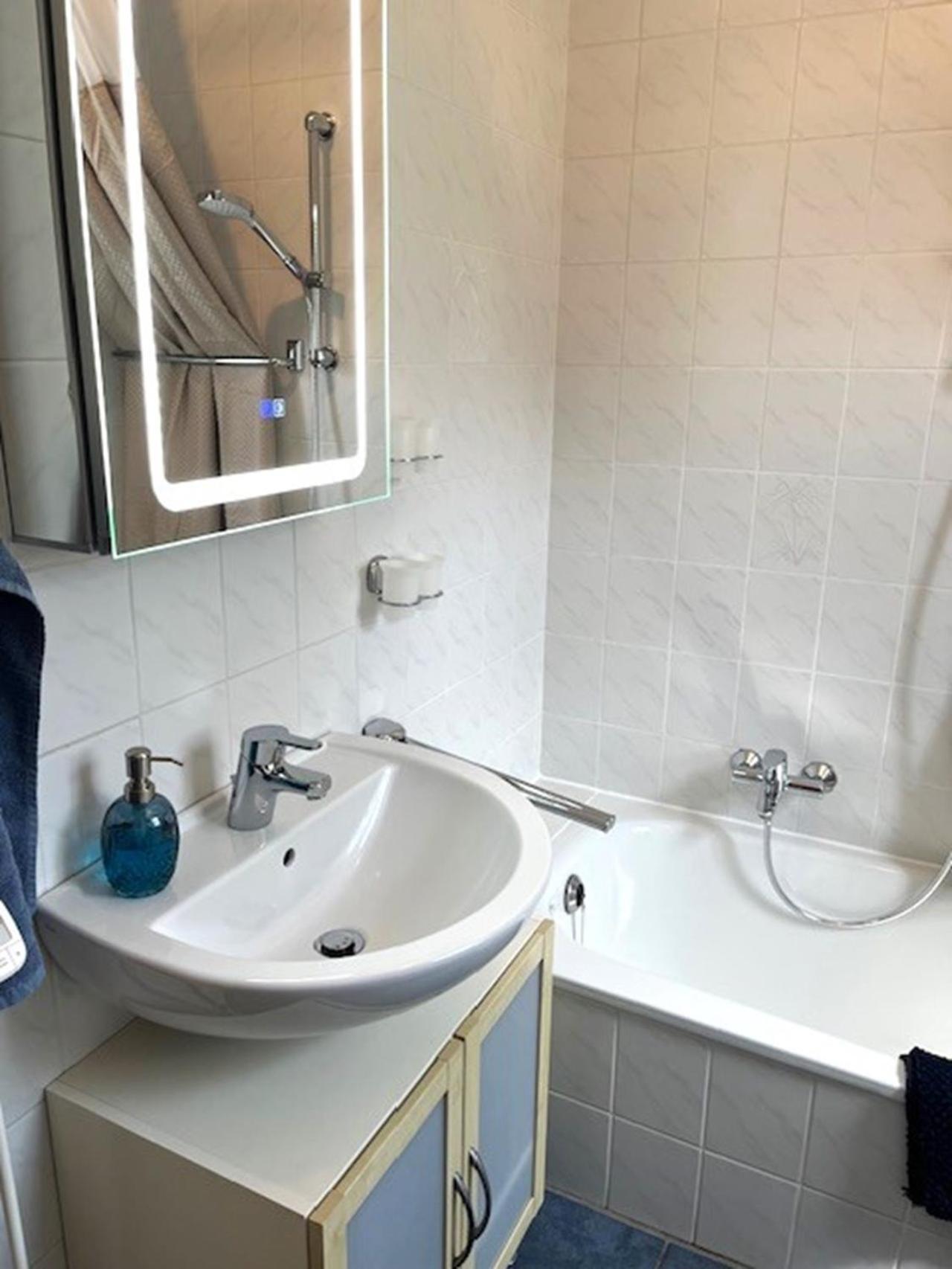 Ferienwohnung Haus Schwalbennest Eg ดิทซุม ภายนอก รูปภาพ