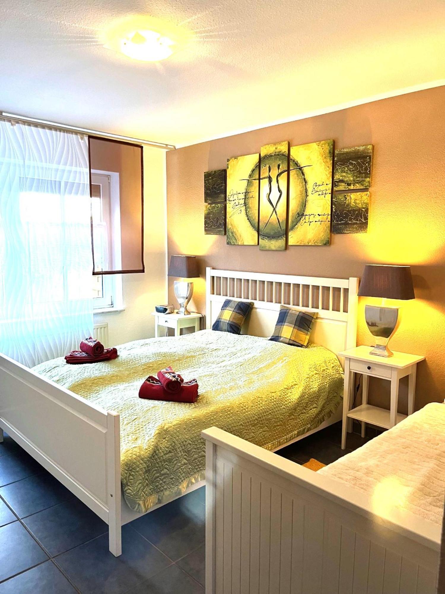 Ferienwohnung Haus Schwalbennest Eg ดิทซุม ภายนอก รูปภาพ